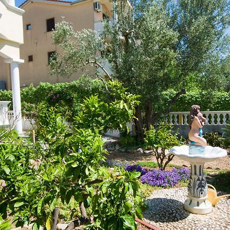Apartments Dandelion Biograd Na Moru Extérieur photo