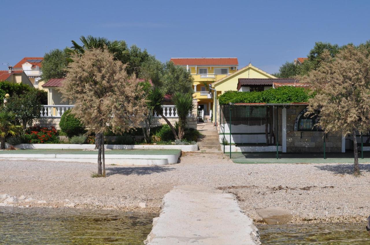 Apartments Dandelion Biograd Na Moru Extérieur photo