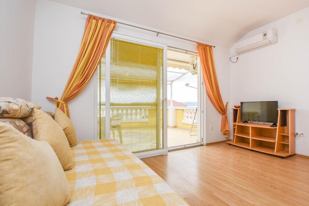 Apartments Dandelion Biograd Na Moru Extérieur photo