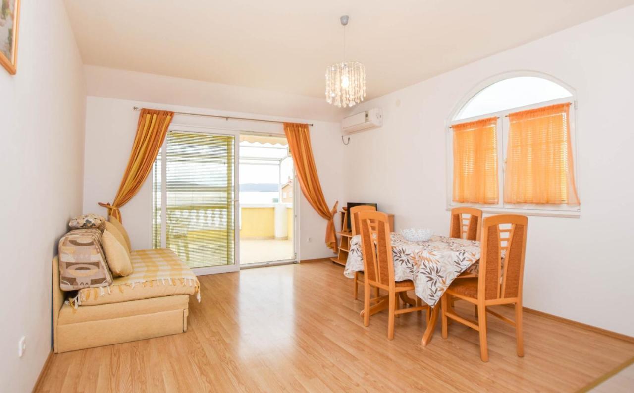 Apartments Dandelion Biograd Na Moru Extérieur photo