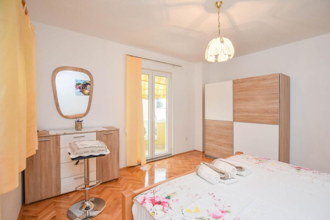 Apartments Dandelion Biograd Na Moru Extérieur photo