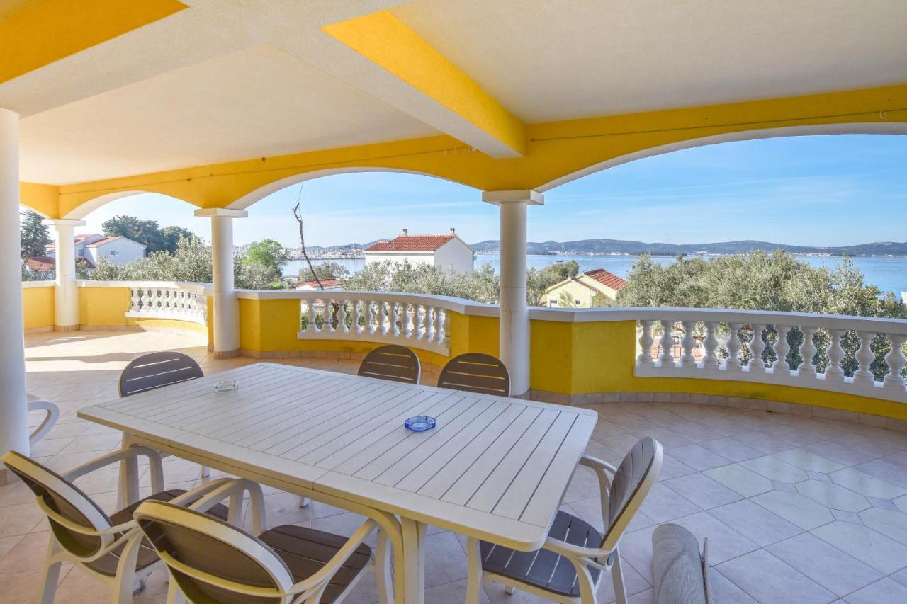 Apartments Dandelion Biograd Na Moru Extérieur photo