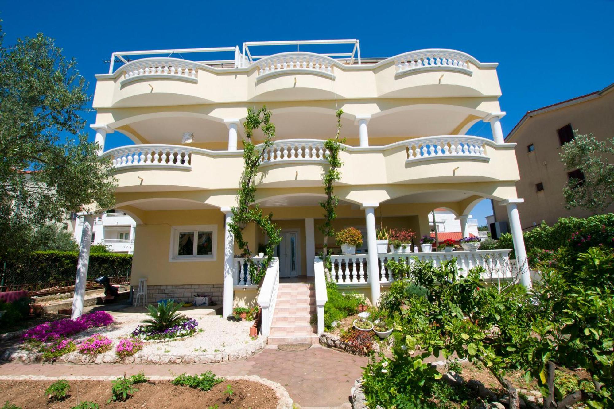 Apartments Dandelion Biograd Na Moru Extérieur photo